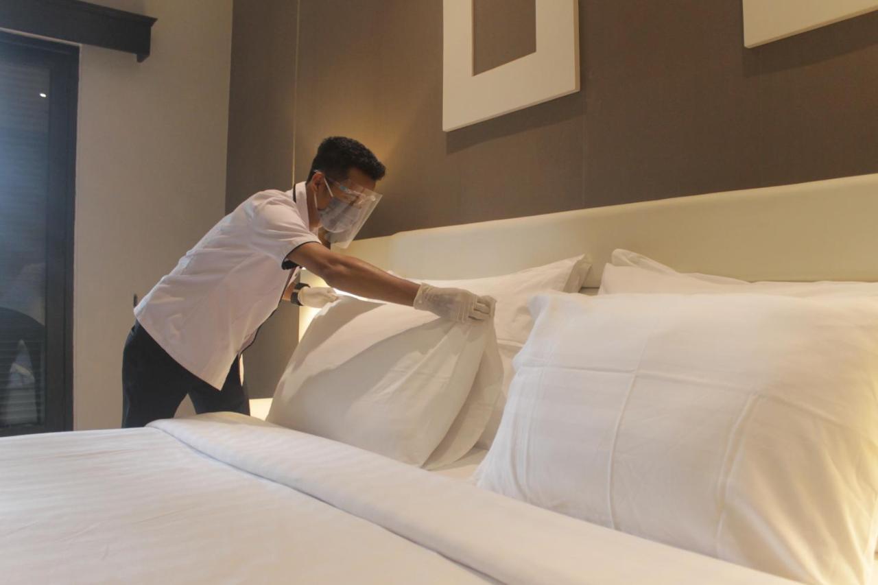 Luminor Hotel Jember By Wh Eksteriør bilde