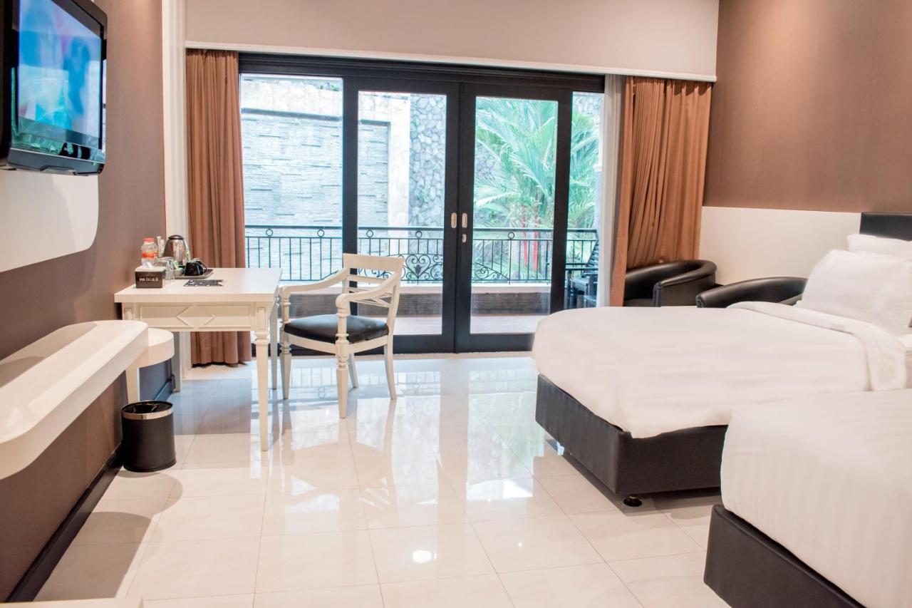 Luminor Hotel Jember By Wh Eksteriør bilde